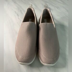 Women’s Skechers Go Walk Beige slip on sneakers | size 10
